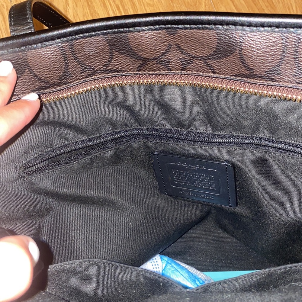 Coach purse - Picture 5 of 5